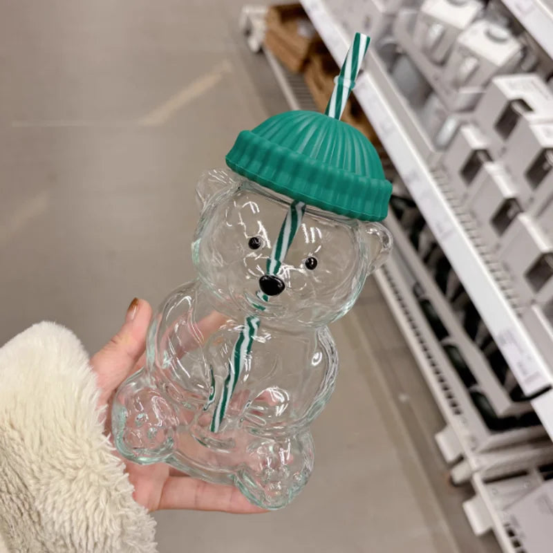 "Creative bear-shaped glass cup, cute bear design with straw and ice-infused cup, capacity 591 ml, portable 20 oz bear cup"